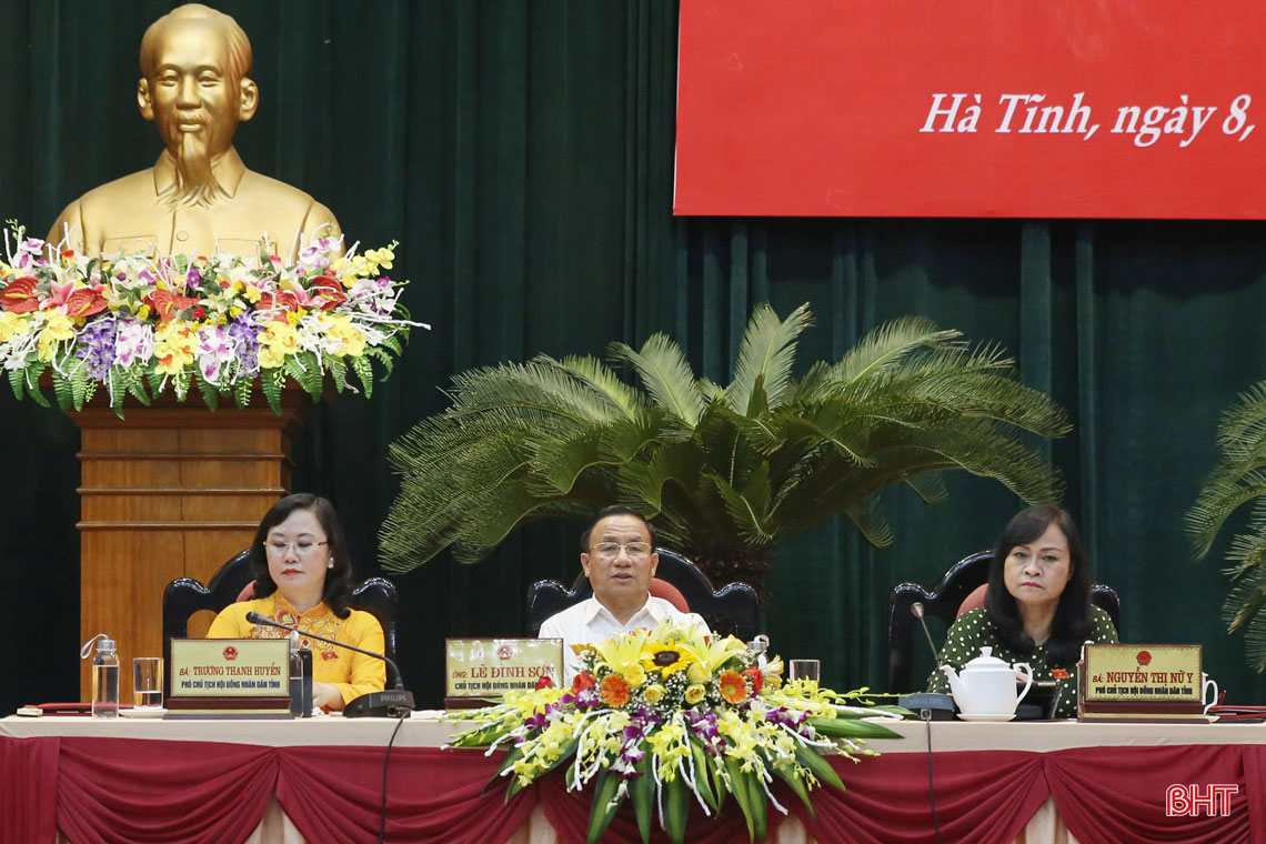 Bí thư Tỉnh ủy - Chủ tịch HĐND tỉnh Lê Đình Sơn: Chất lượng thảo luận khá tốt, sâu hơn, kỹ hơn!