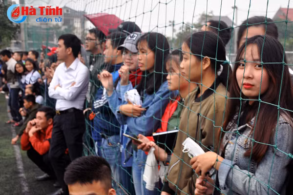 xem dinh thanh trung phi son que ngoc hai tro tai tai tp ha tinh