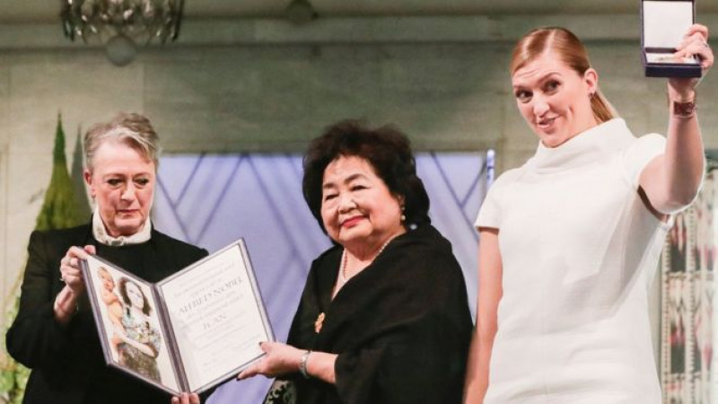cu ba dai dien to chuc xoa bo hat nhan nhan giai nobel hoa binh 2017