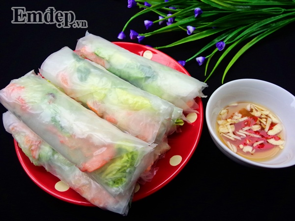 nem cuon tom ngon mieng doi vi bua com cuoi tuan