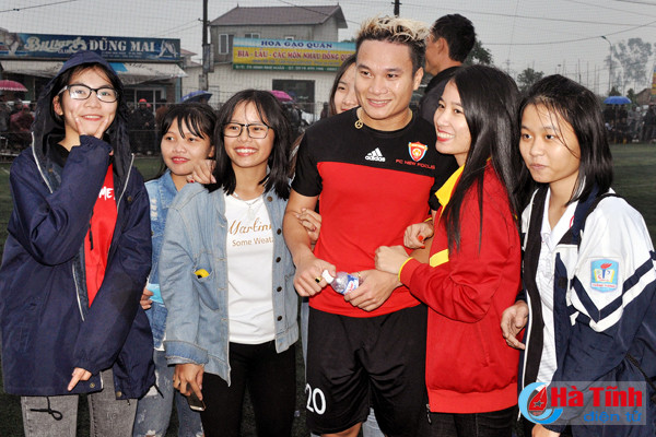 xem dinh thanh trung phi son que ngoc hai tro tai tai tp ha tinh
