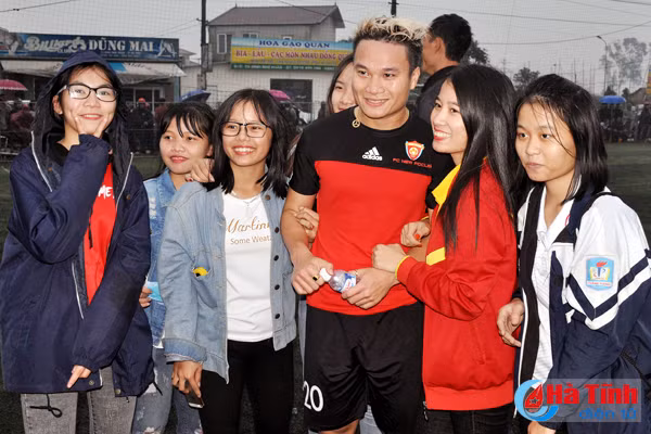 xem dinh thanh trung phi son que ngoc hai tro tai tai tp ha tinh