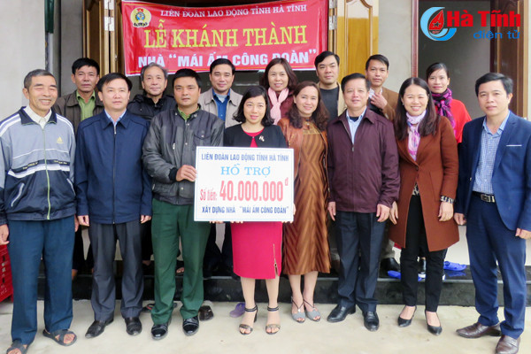 ho tro 250 trieu dong giup doan vien kho khan lam nha o