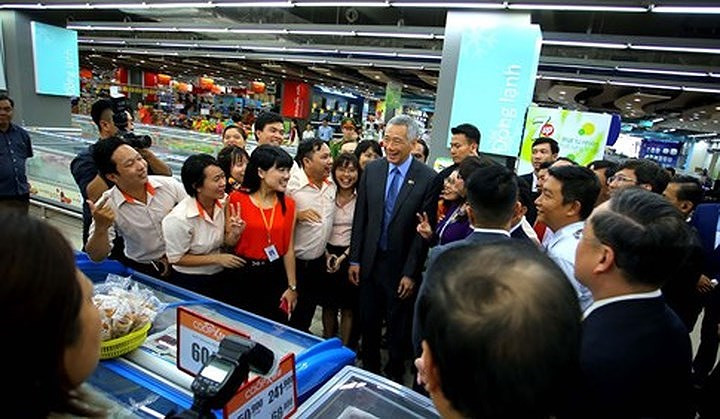 hinh anh than thien cua nhat hoang va lanh dao nuoc ngoai o viet nam