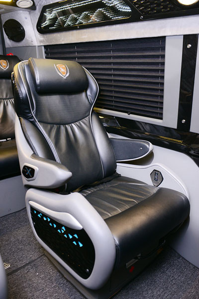 dcar x limousine cao cap phien ban gioi han tai viet nam