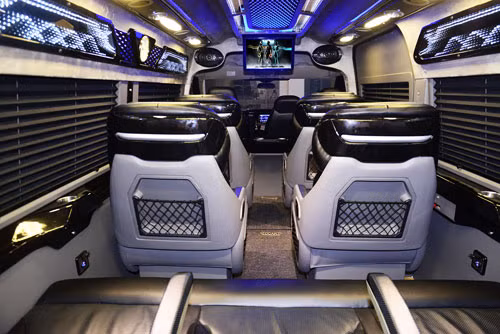 dcar x limousine cao cap phien ban gioi han tai viet nam