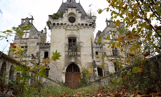 toa lau dai nghin nam tuoi song lai nho dieu ky dieu