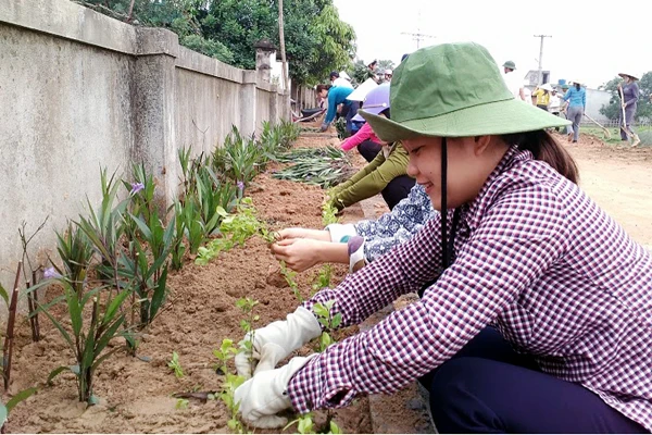 giam thieu tien dong gop cua dan xa van ve dich nong thon moi