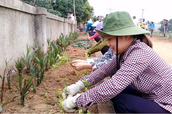 giam thieu tien dong gop cua dan xa van ve dich nong thon moi