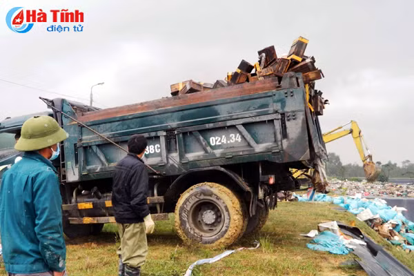 loc ha tieu huy hon 362 tan sua da che bien sau su co moi truong