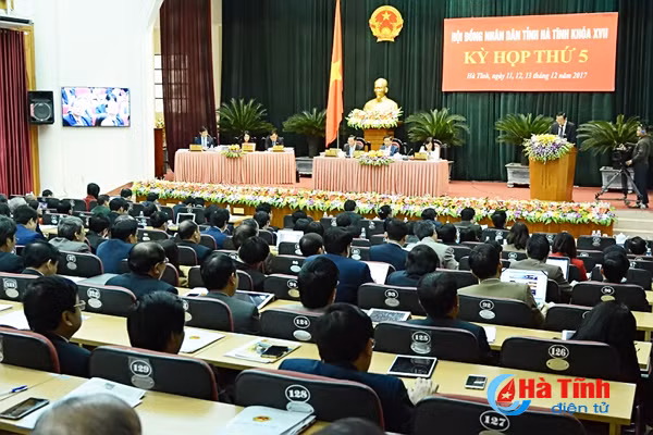 hdnd tinh nghe kien nghi cua cu tri thao luan tinh hinh kt xh