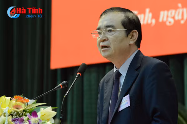 them 3 tu lenh nganh tra loi chat van dai bieu hdnd tinh