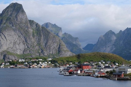 Na Uy là đất nước nằm ở Bắc Âu, có nhiều phong cảnh đẹp. Ảnh: Visitnorway. na uy la quoc gia hanh phuc nhat the gioi 2017