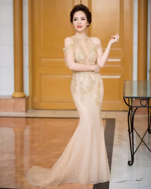 my nhan viet mac dep nhat tuan