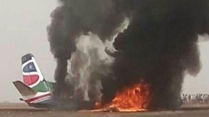 the gioi ngay qua may bay cho 45 nguoi roi khi dap o nam sudan