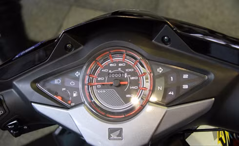 honda trinh lang wave dash fi 2017 gia tu 1 300 usd