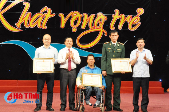 khat vong tre chia se thanh cong tiep lua doan vien