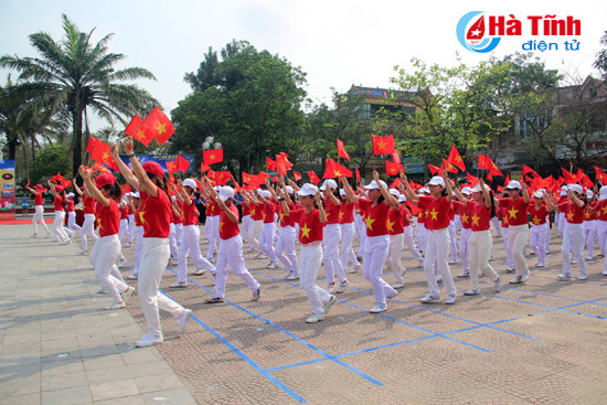 soi noi cac hoat dong chao mung ngay thanh lap doan