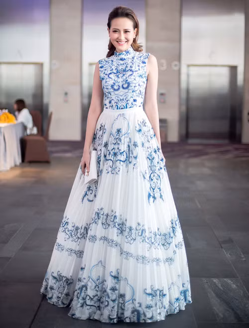 my nhan viet mac dep nhat tuan