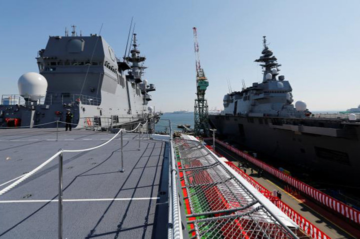 can canh tau san bay truc thang kaga ma nhat vua dua vao hoat dong