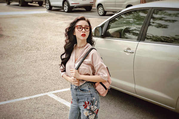 sao viet khoe street style ca tinh