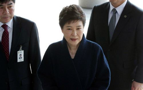 park geun hye co the doi mat an tu 45 nam