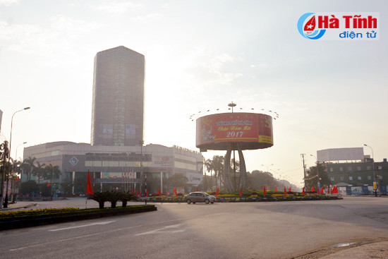 thoi tiet hom nay ha tinh ngay nang chieu toi co mua rao rai rac