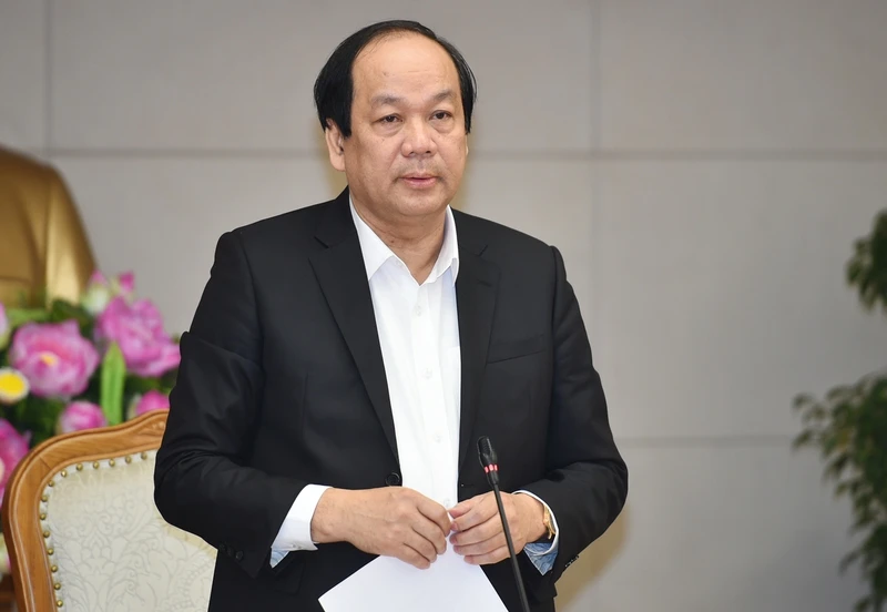 thu tuong yeu cau cong khai nhung bo it quan tam den the che