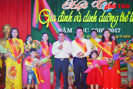 gia dinh va dinh duong tre tho