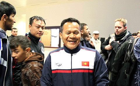 dt viet nam cap ben tajikistan sau hanh trinh vat va