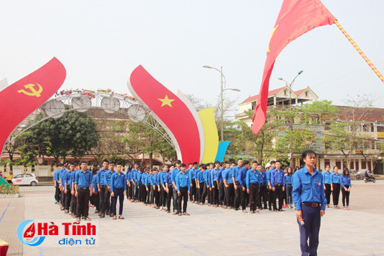 soi noi cac hoat dong chao mung ngay thanh lap doan