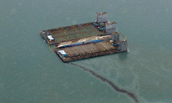 can canh qua trinh vot pha sewol nang gan 7000 tan len mat nuoc