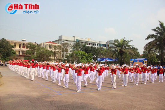 soi noi cac hoat dong chao mung ngay thanh lap doan