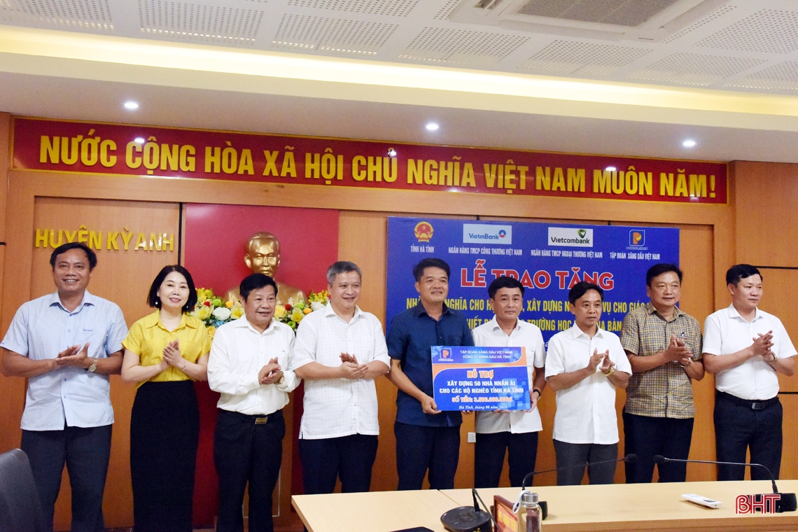 Các doanh nghiệp hỗ trợ gần 21 tỷ đồng cho hoạt động an sinh xã hội ở huyện Kỳ Anh