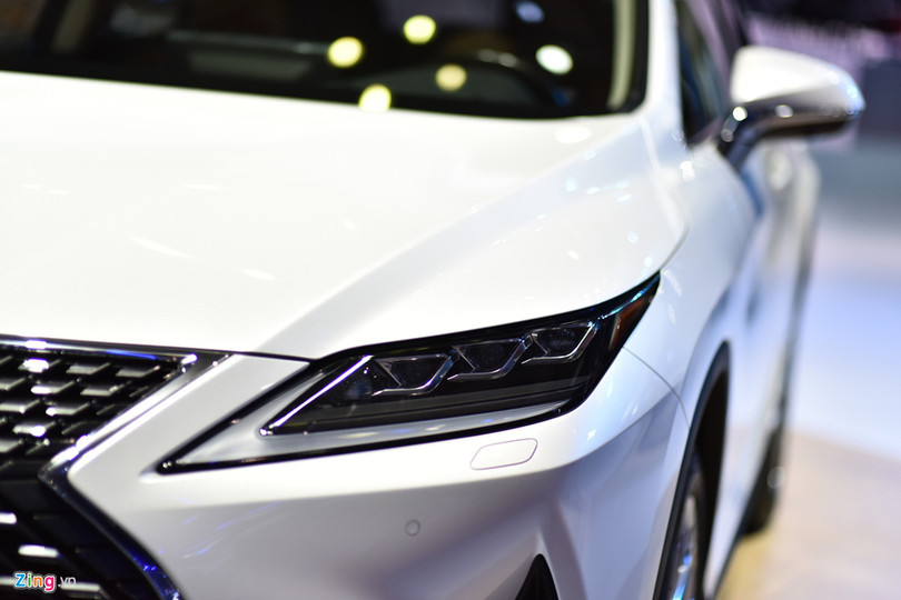 Chi tiết Lexus RX 450h bản nâng cấp tại Việt Nam