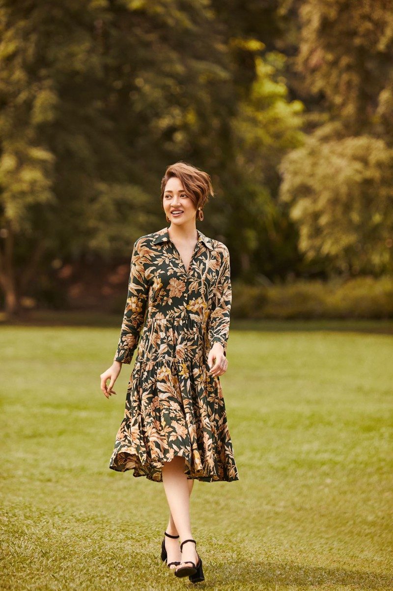 Dàn sao Việt gợi ý trang phục xuống phố mùa thu