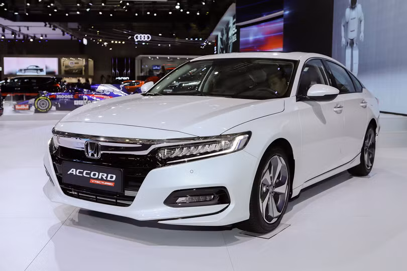 Honda Accord 2019 giá từ 1,319 tỷ đồng