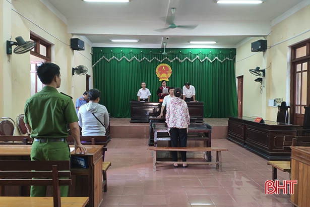 “Lão bà bà” 75 tuổi từ Hà Nam vào Hà Tĩnh “hành nghề” móc túi