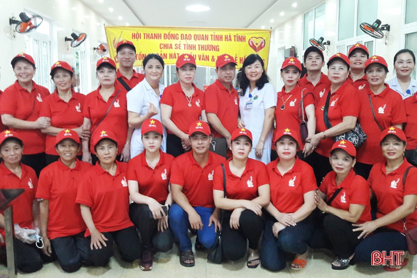 Hơn 600 suất cháo miễn phí đến với bệnh nhân điều trị tại BVĐK Hà Tĩnh