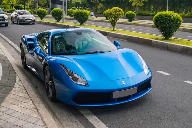Ferrari 488 Spider đầu tiên tại Việt Nam - “ngựa chứng” một thời