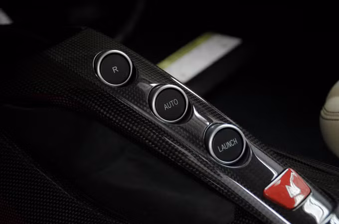 Ferrari 488 Spider đầu tiên tại Việt Nam - “ngựa chứng” một thời