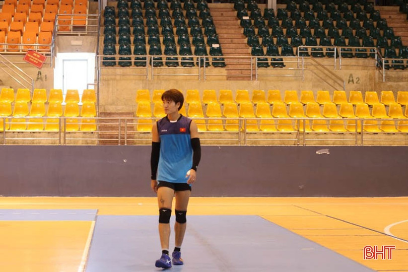 Đội tuyển bóng chuyền nam Việt Nam tập huấn tại Hà Tĩnh đến ngày 31/10