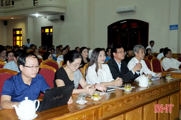 Hà Tĩnh cập nhật kiến thức cho hơn 250 cán bộ tuyên giáo