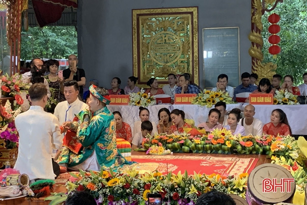 Hà Tĩnh tổ chức thành công Liên hoan Thực hành tín ngưỡng thờ Mẫu