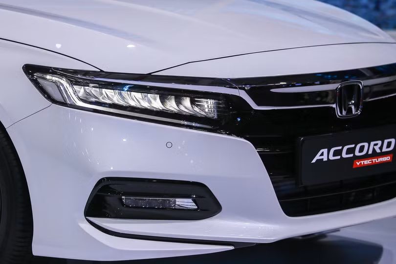 Honda Accord 2019 giá từ 1,319 tỷ đồng