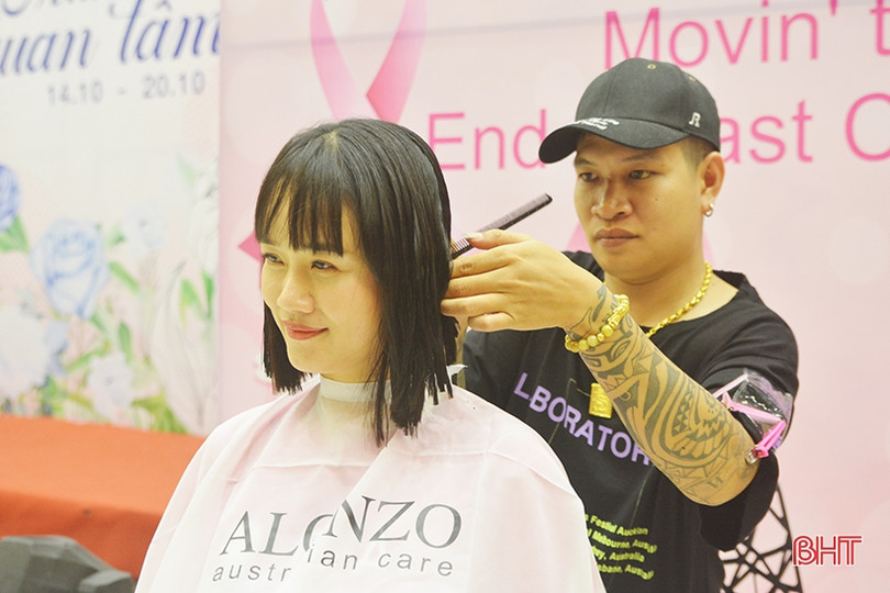 Ngày hội nón hồng - Lan tỏa nghị lực cho bệnh nhân ung thư