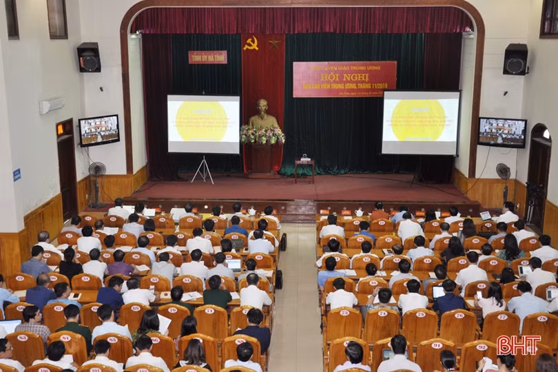 Thông tin đầy đủ kết quả Hội nghị Trung ương 11 đến tận cơ sở, đảng viên