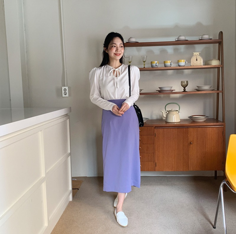 Diện chân váy đã xinh nhưng nếu mix với 4 kiểu giày sau, vẻ ngoài của bạn sẽ sành điệu và cuốn hút hơn cả mong đợi - 10