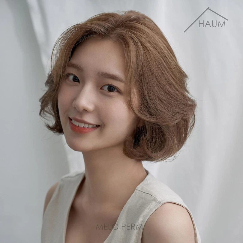 4 kiểu tóc ngắn siêu sang cho nàng U30, cắt xong mặt nhỏ đi tóc dày hơn thì tội gì không 