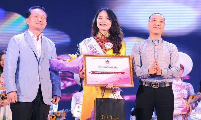 nu sinh ha tinh toa sang tro thanh hoa khoi imiss thang long 2017